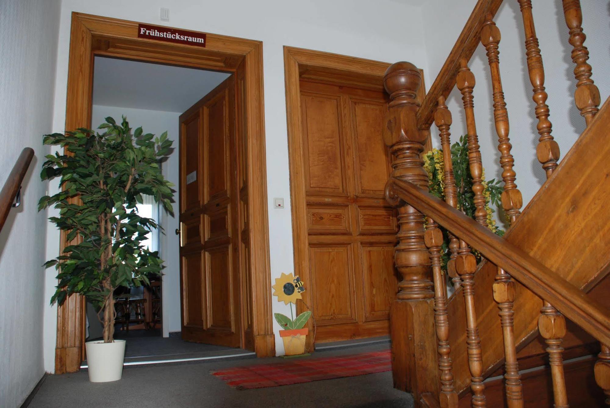 Pension Leipzig Georgplatz Extérieur photo